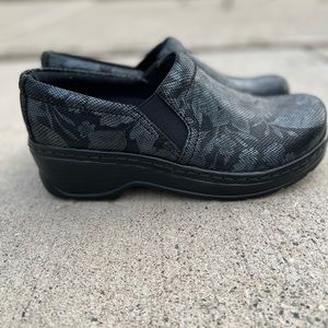 Klogs Women Size 9.5